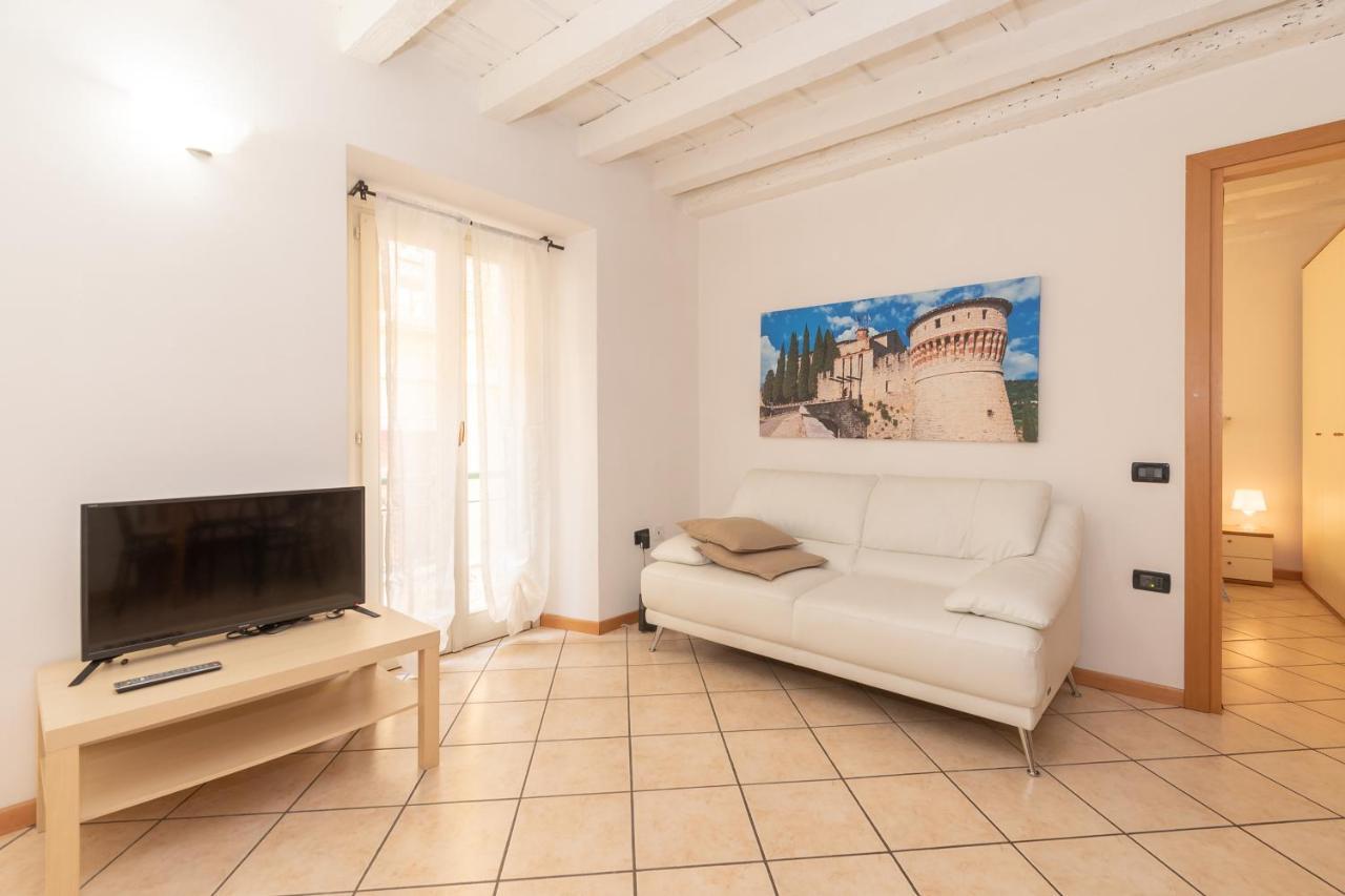 Appartamento Bilocale 1 Piazza Vittoria - Affitti Brevi Italia Brescia Luaran gambar