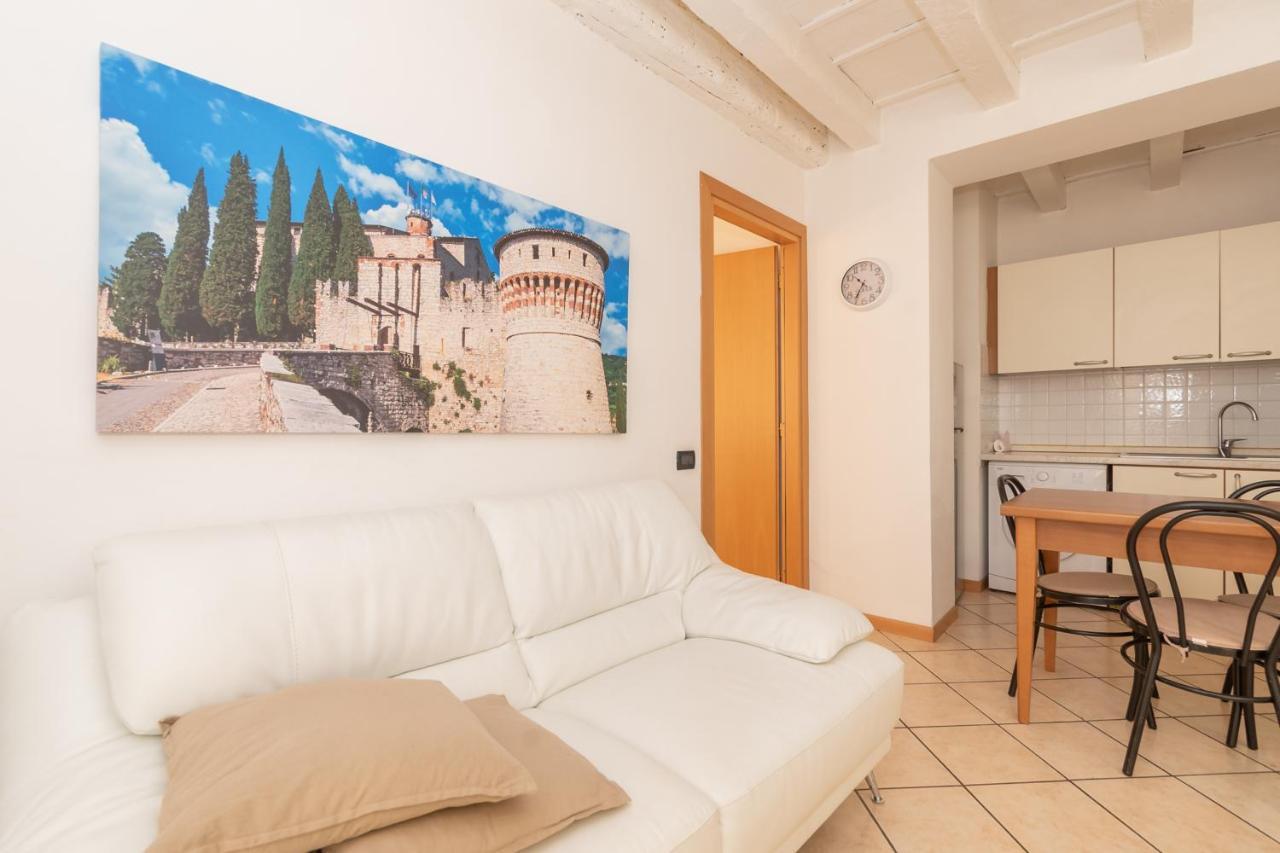 Appartamento Bilocale 1 Piazza Vittoria - Affitti Brevi Italia Brescia Luaran gambar